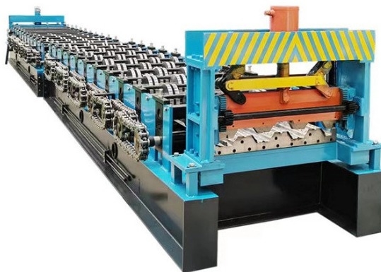 İnşaat Malzemesi İçin GI Çelik Zemin Kaplama Rulo Şekillendirme Makinesi