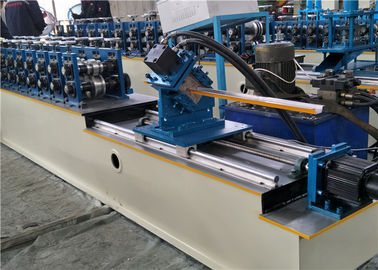 Dayanıklı Çelik Saplama Rulo Şekillendirme Makinesi 20-30 GA Kalınlığı CE Belgeli