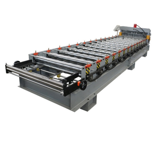 Afrika Popüler Tasarım Gömülü Trapezoidal Çelik Metal Demir Çatı Yaprakları Rulo Formasyon Makinesi