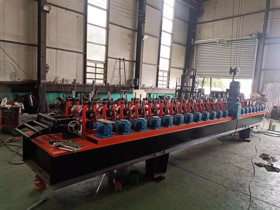 Sekizgen Boru Saplama ve Palet Rulo Şekillendirme Makinesi Galvanizli Çelik