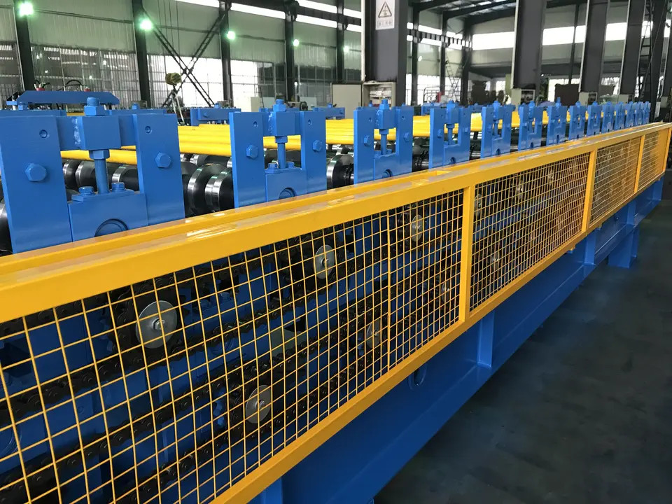 Çift Katlı Çatı Paneli Rulo Renkli Çelik Kiremit Yapma Makinesi PLC Kontrolü