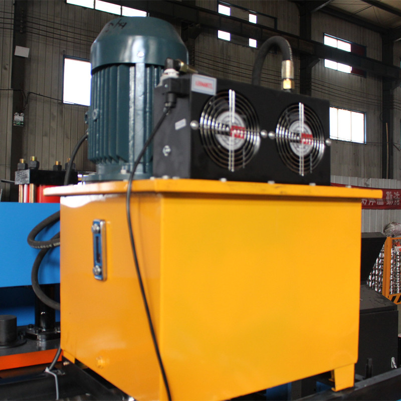 2024 Yeni Tasarım Çift Katmanlı Çatı Rulo Formasyon Makinesi 840 Trapezoidal And 836
