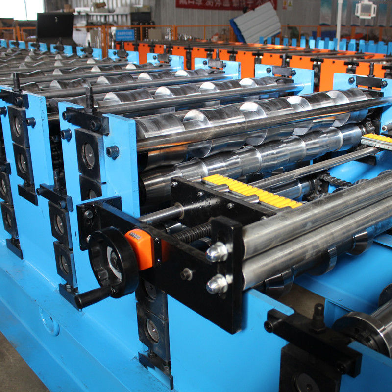 2025 yeni tasarım Yamuk ve camlı Çift Katmanlı Çatı sacı çatı kiremiti Rulo Şekillendirme Makinesi