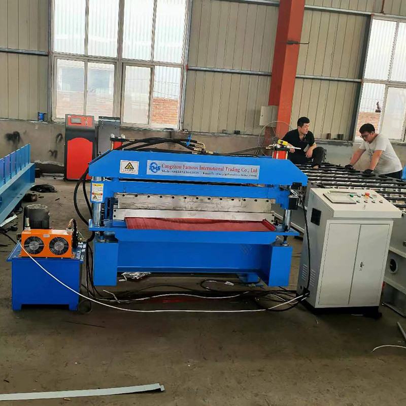 Eps Yan Panel Galvalume Çatı Rulo Şekillendirme Makinesi Yüksek Hassasiyetli Hidrolik Sonrası Kesme