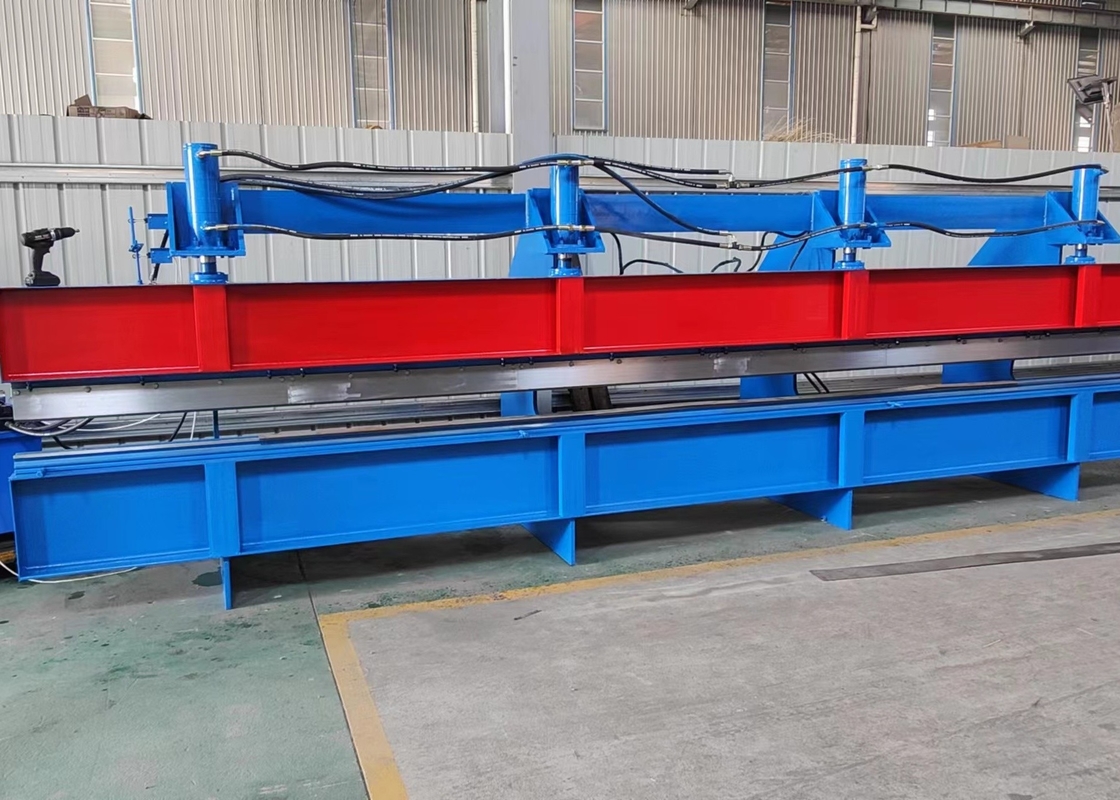 Düğme ve ayak anahtarı ile Voltaj 380V / 50HZ Hidrolik bükme makinesi