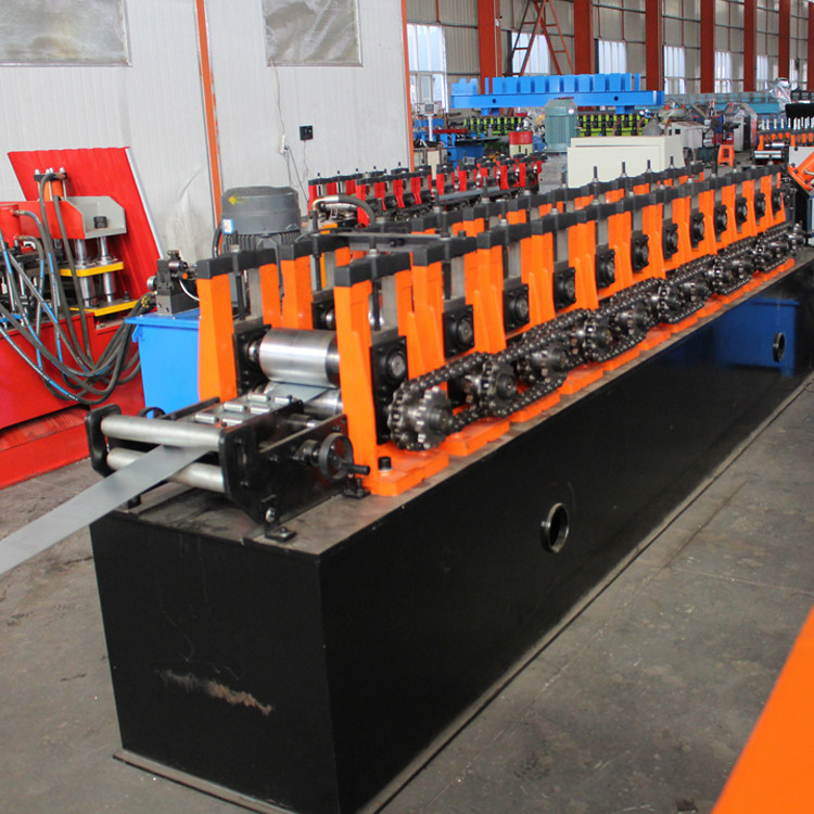 0.8mm Ppgi soğuk rulo şekillendirme makinesi metal çerçeve U kanal purlin yapımı