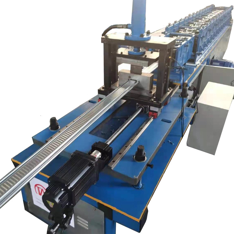 Hidrolik Kesme 18 İstasyon Perde Kapı Rulo Yapım Makinesi 0-15m/min Rol Hızı