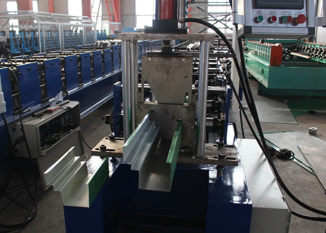 Hidrolik Kısaltma boru rulo şekillendirme makinesi 18 istasyonlu rulo istasyonları 4KW motor gücü
