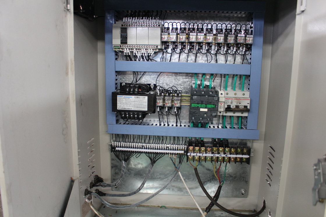 Precision PLC Control GI Roll Forming Machine 380V güç kaynağı olan GCr12 rulo
