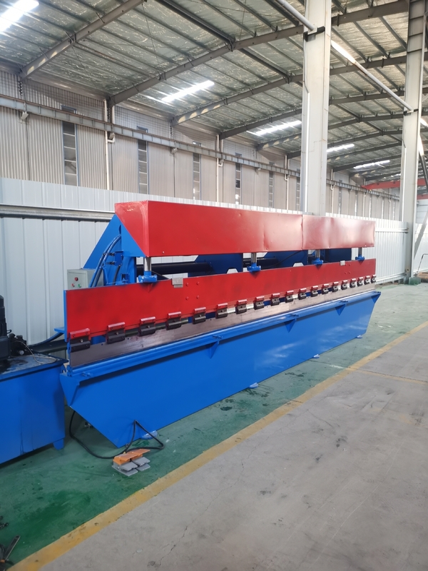 380V 50HZ düğme / ayak kontrollü hidrolik bükme makinesi 3KW motor ve 3000mm Max ile
