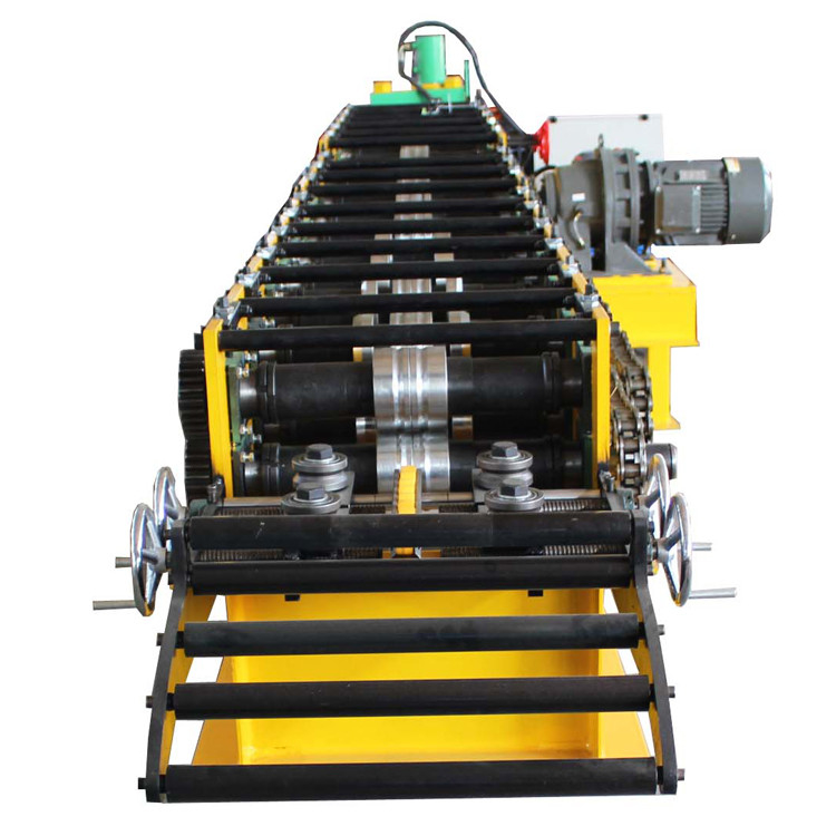 Tam otomatik C Purlin Çelik Çerçeve ve C U Lip Soğuk Kanal Rulo Formasyon Makinesi