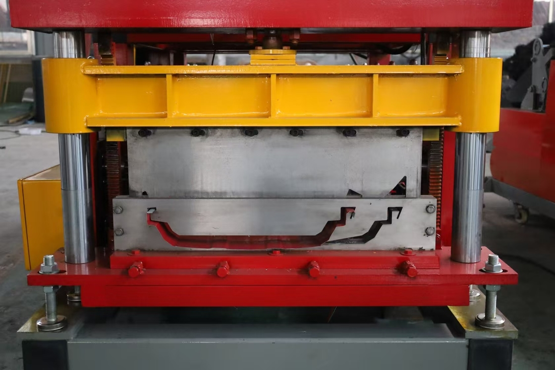 Taşınabilir Snap Lock Standing Seam Roll Forming Machine 0.3-0.8mm Kalınlığı için