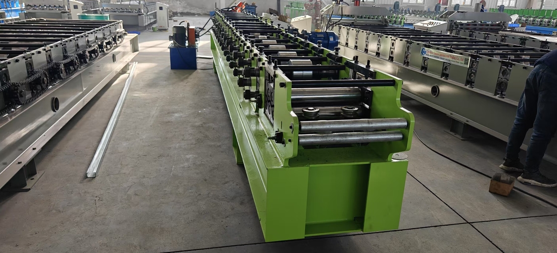 Düzenlenebilir kesim uzunluğu ve PLC kontrol sistemi ile özelleştirilmiş Üretim Stud ve Track C U Roll Forming Machine