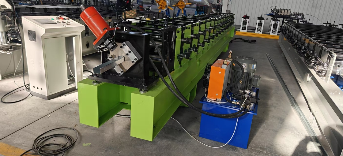 Düzenlenebilir kesim uzunluğu ve PLC kontrol sistemi ile özelleştirilmiş Üretim Stud ve Track C U Roll Forming Machine