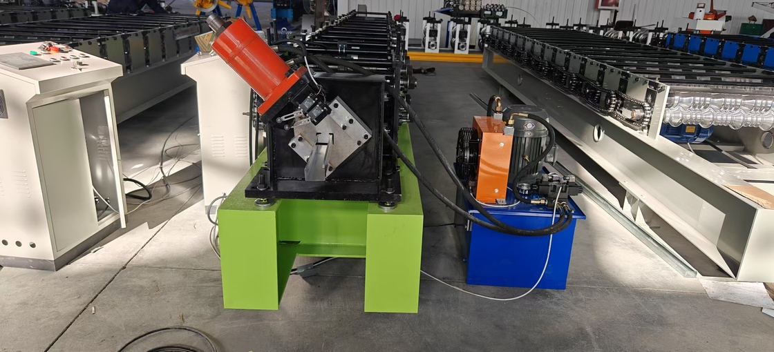 Düzenlenebilir kesim uzunluğu ve PLC kontrol sistemi ile özelleştirilmiş Üretim Stud ve Track C U Roll Forming Machine