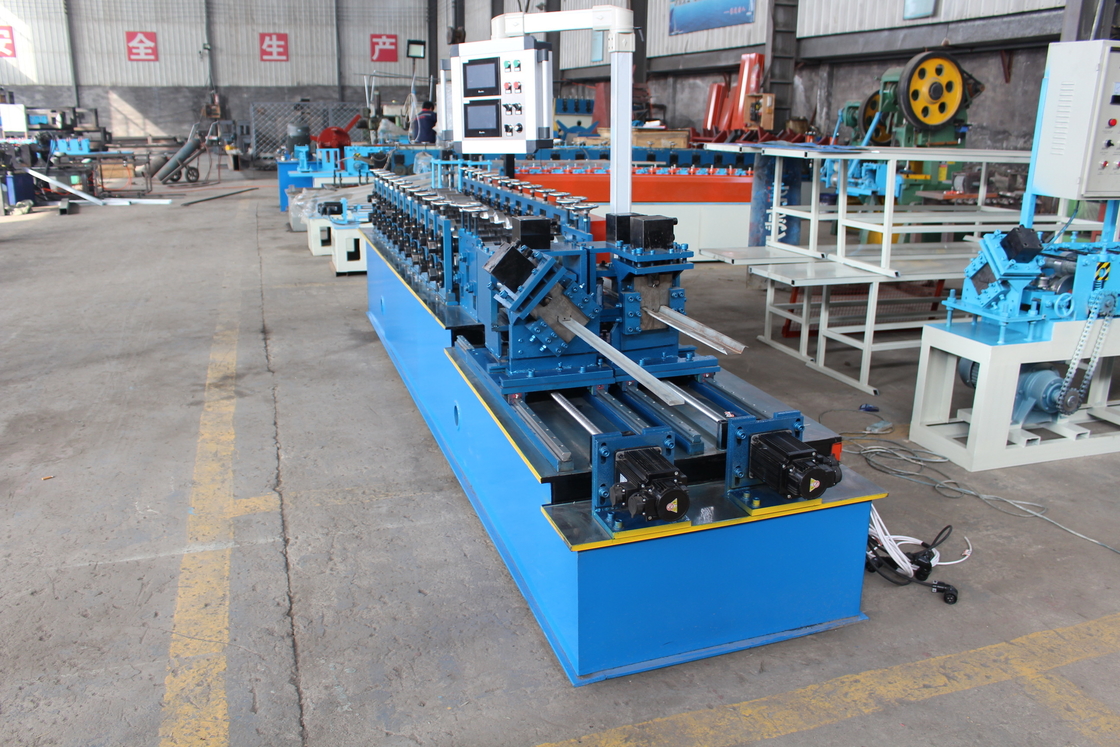 Çatı duvar paneli için iki tek Keel Stud ve Track C U kuru duvar rulo şekillendirme makinesi