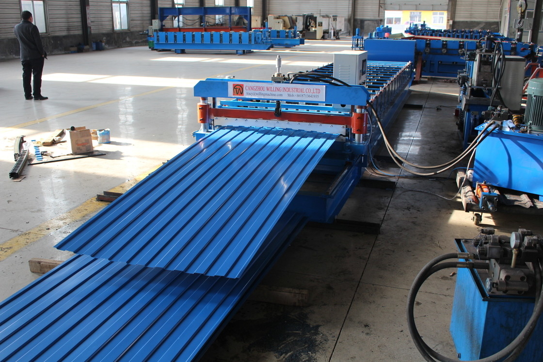 Bina Üretimi Çatı Rulo Formasyon Makinesi Gömlek Metal Çatı Yapısı Yapım Makinesi
