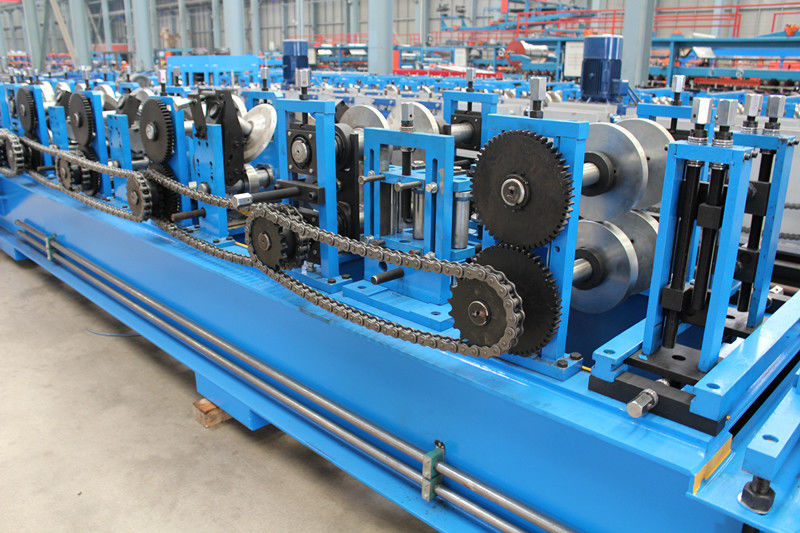 80-300mm Metal Çatı Rulo Şekillendirme Makinesi 1.5-3mm Kalınlık Kararlı Performans