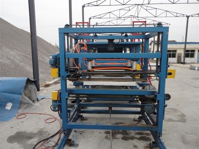 EPS Taşyünü Sandviç Panel Rulo Şekillendirme Makinesi PLC Kontrolü 50-150mm Kalınlık