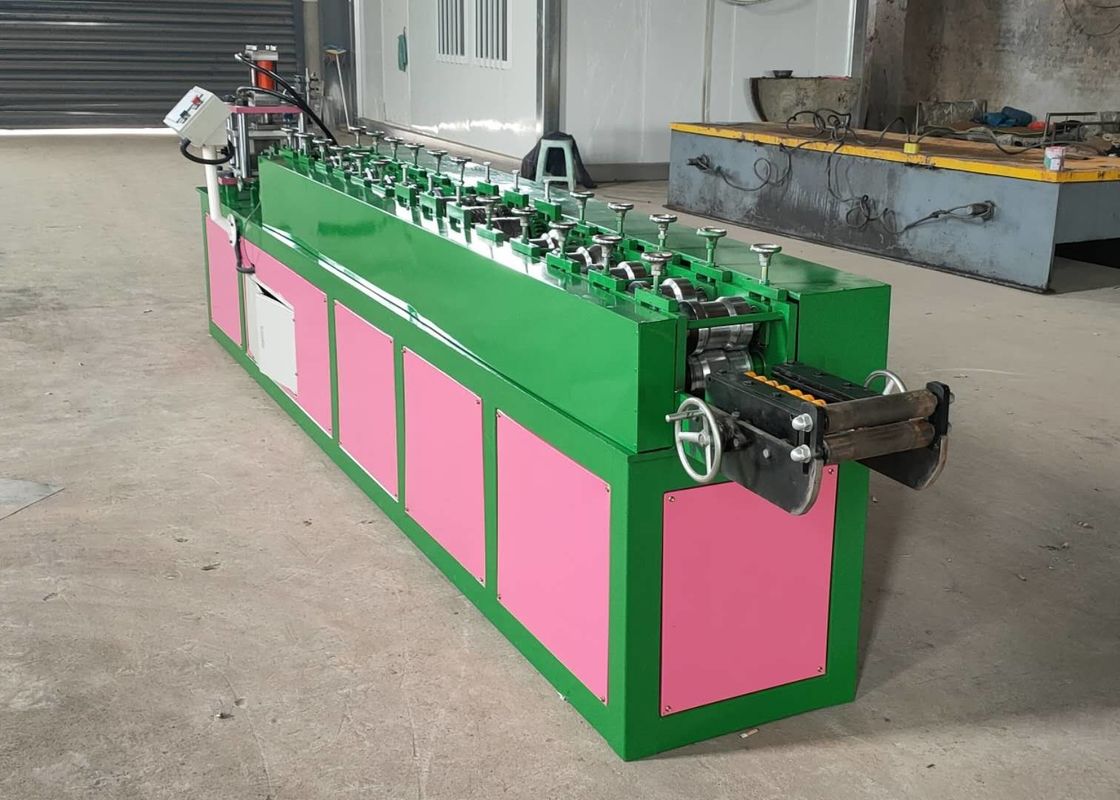 Metal Hızı 20-30m / Min Kepenk Kapı Çıtaları Rulo Şekillendirme Makinesi