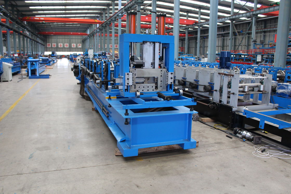 Çelik Çerçeve C Z Purlin Yapma Makineleri 1.5-3.0mm Kalınlığında 10-22m/min Kalıplama Hızında