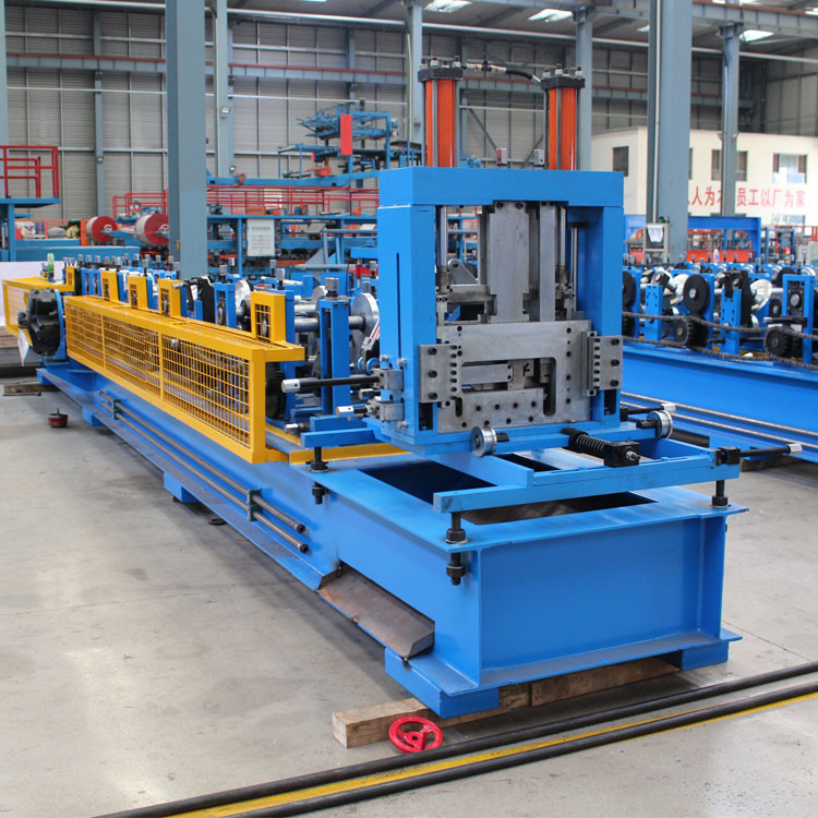 80-350 CZ PLC Kontrol Sistemi ve Hidrolik Kesme Modu ile Purlin Roll Forming Makinesi