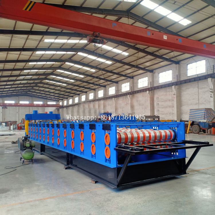 Verimli üretim için PLC kontrollü 2.5T dalgalanmış çatı levhası rulo şekillendirme makinesi
