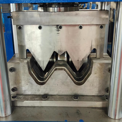 PLC Otoyol koruma rayı şekillendirme makinesi 80mm rulo çapı