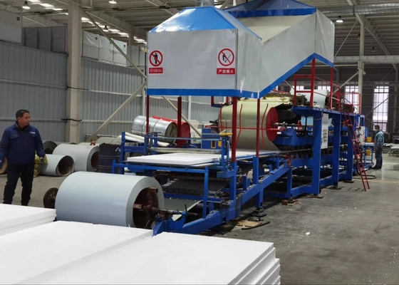 1 Yıllık Garanti Uçan Takip Kesimi ile PLC Sandviç Panel Roll Forming Makinesi