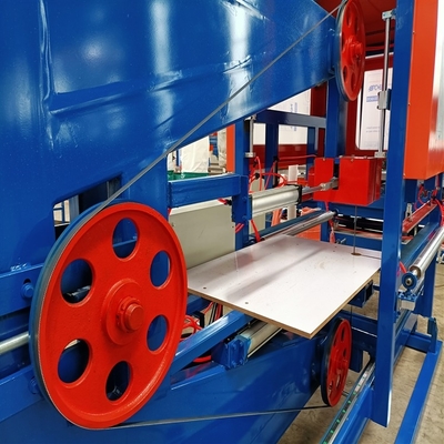 Yüksek Kapasite Sandviç Panel Üretim Makinesi PLC Kontrollü Genişliği 1000mm