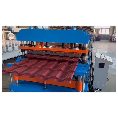 PLC Kontrolü Metal Soğuk Çelik Camlı Çatı Plakası Makinesi Adım Plakası Çatı Yapısı Yapısı Yapısı Fabrikası