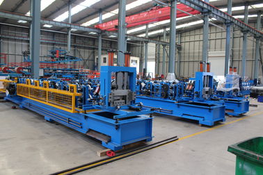 Taban Açısı CZ Aşık Rulo Şekillendirme Makinesi Yüksek Verimlilik 10- 20 M / Min