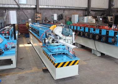 Ağır Hizmet Tipi Kepenk Kapı Haddeleme Makinesi Plc Kontrolü Yüksek Kesme Doğruluğu