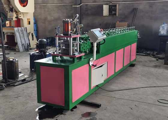 Metal Hızı 20-30m / Min Kepenk Kapı Çıtaları Rulo Şekillendirme Makinesi