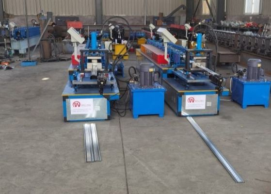 Kesintisiz Kesme 0.5mm Kepenk Kapı Çıtaları Rulo Şekillendirme Makinesi