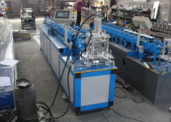 0.3mm 15m/Dk Ppgi Kepenk Kapı Rulo Şekillendirme Makinesi