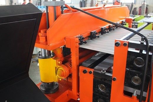 Hidrolik Kesme Çift Katmanlı Rulo Şekillendirme Makinesi 18m / Min Otomatik