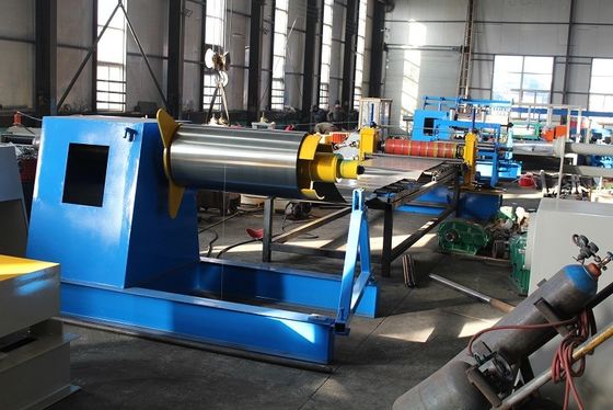 Otomatik Ayarlanabilir Genişlik 0.3mm PPGI Çelik Rulo Dilme Makinesi