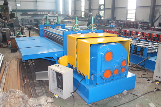 Çinko Varil Oluklu 0.12mm Metal Çatı Kaplama Sayfası Şekillendirme Makinesi Yüksek Doğruluk