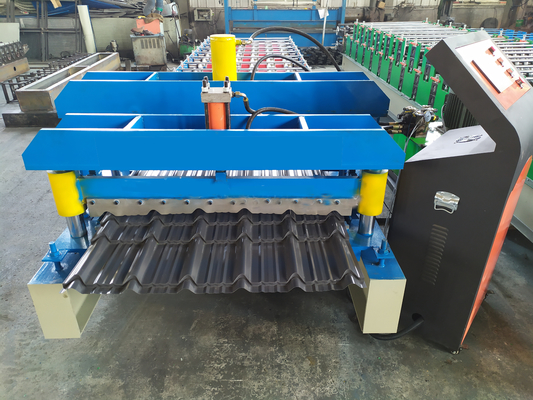 Oluklu Metal Çatı Rulo Şekillendirme Makinesi Tam Otomatik Plc Kontrolü