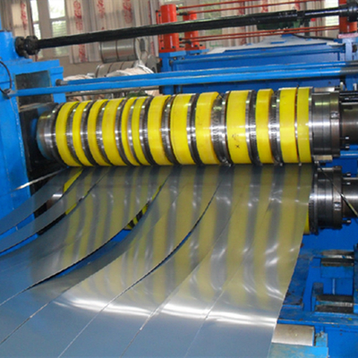 Çalışma Hızı 20-30m / Min ile Renkli Çelik Dilme Kesme Makinesi 0.2 - 3.0mm
