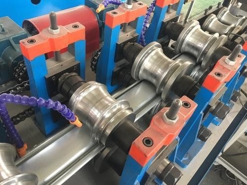 Alüminyum Kepenk Kapı Haddeleme Makinesi 380V 50Hz Yüksek Dereceli No.45 Dövme